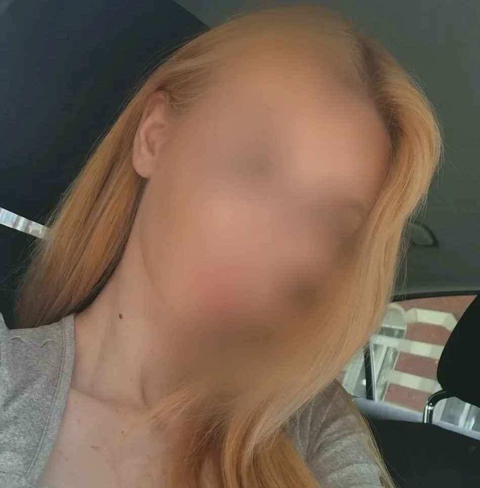 Mercedes, 20 años